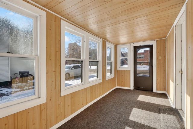 1015 Bluff Street, Beloit, WI 53511