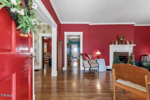 625 East Main Street, Rogersville, TN 37857