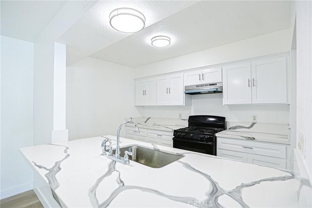 13928 Parkway Drive, Garden Grove, CA 92843