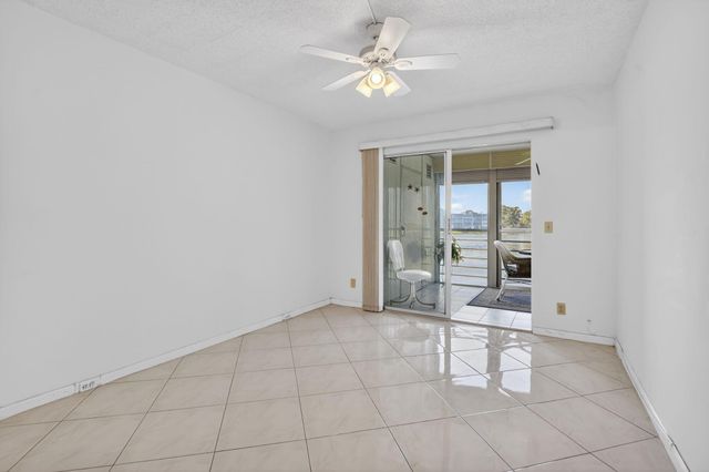 2035 Ainslie C, Boca Raton, FL 33434