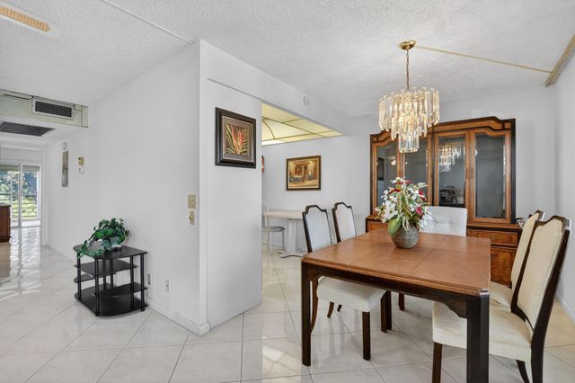 2035 Ainslie C, Boca Raton, FL 33434