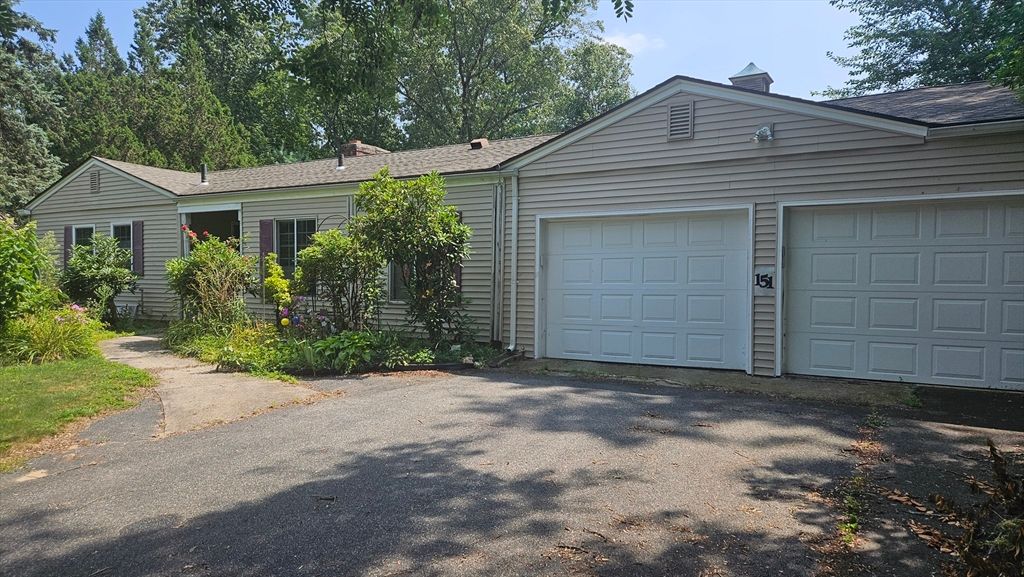151 Wolf Swamp Road, Longmeadow, MA 01106