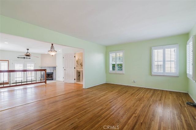 1926 Thoreau Street, Los Angeles, CA 90047