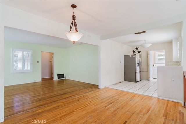 1926 Thoreau Street, Los Angeles, CA 90047