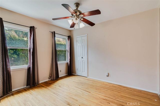 1926 Thoreau Street, Los Angeles, CA 90047