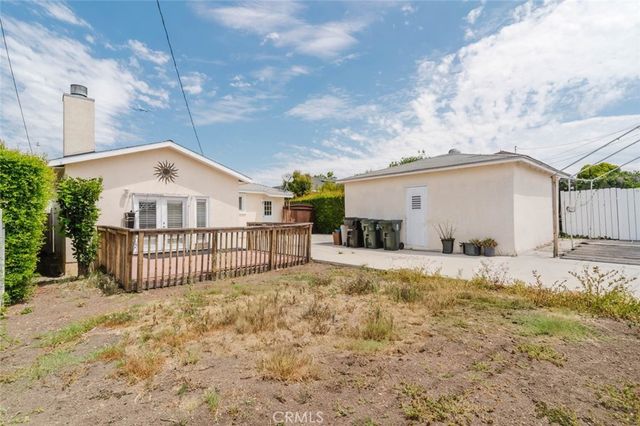 1926 Thoreau Street, Los Angeles, CA 90047