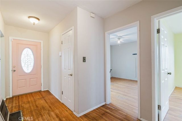 1926 Thoreau Street, Los Angeles, CA 90047
