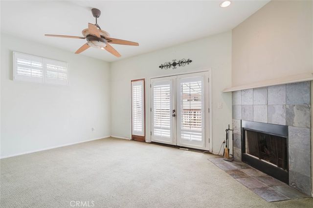 1926 Thoreau Street, Los Angeles, CA 90047