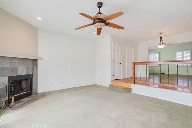 1926 Thoreau Street, Los Angeles, CA 90047