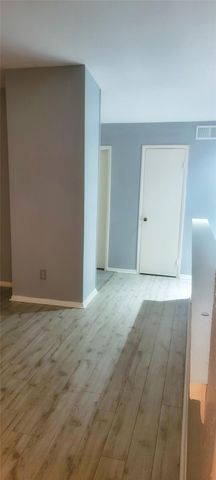 2110 Wilcrest Drive 113, Houston, TX 77042