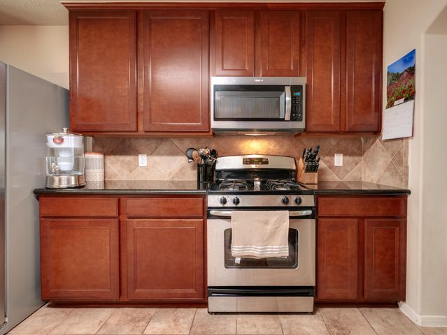 22106 Bridgestone Crossing Drive, Spring, TX 77388