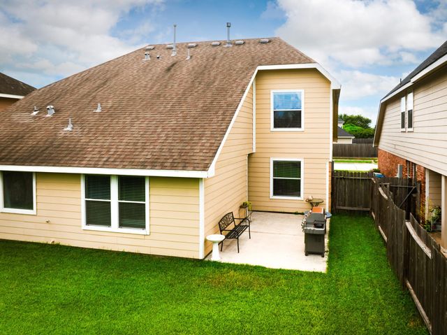 22106 Bridgestone Crossing Drive, Spring, TX 77388