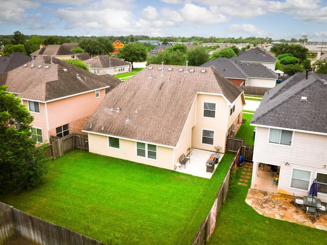 22106 Bridgestone Crossing Drive, Spring, TX 77388