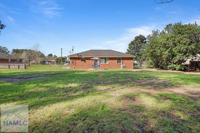 34 Mary Court NE, Ludowici, GA 31316