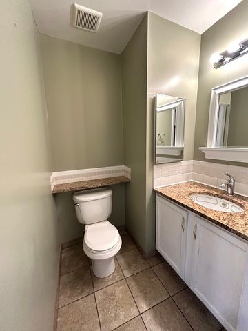 2382 N QUAKER HOLLOW Lane, Round Lake Beach, IL 60073