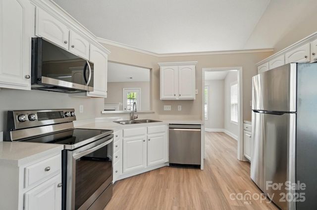 8309 Emily Drive, Harrisburg, NC 28075