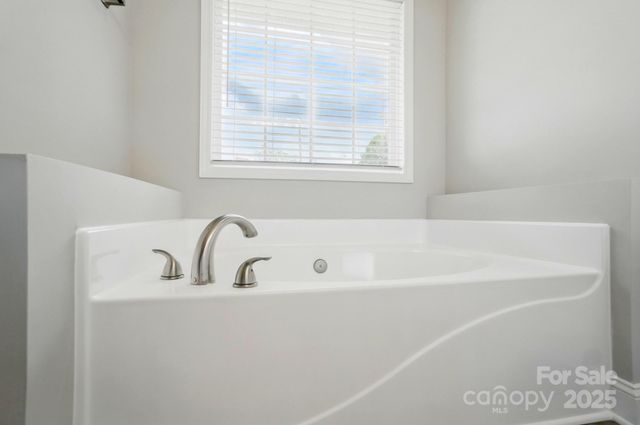 8309 Emily Drive, Harrisburg, NC 28075