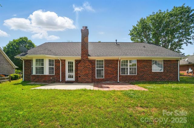 8309 Emily Drive, Harrisburg, NC 28075