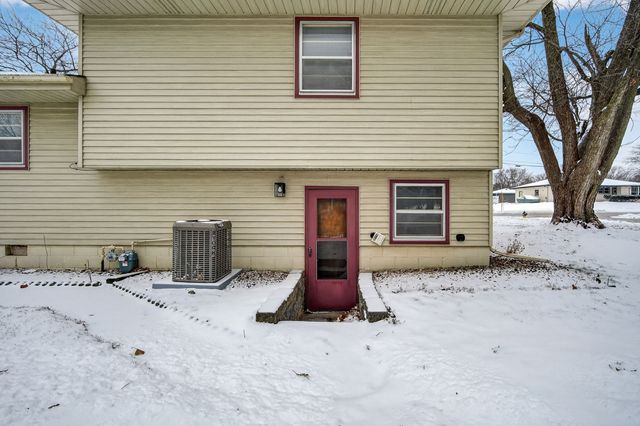 402 SE Peterson Drive, Ankeny, IA 50021