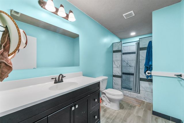 10863 Lakeview Trail, Quinlan, TX 75474