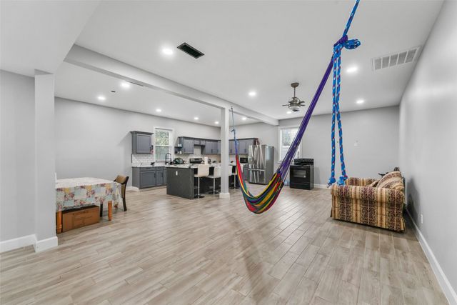 10863 Lakeview Trail, Quinlan, TX 75474