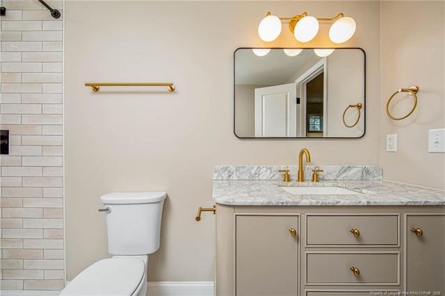 901 McKimmon Road, Fayetteville, NC 28303