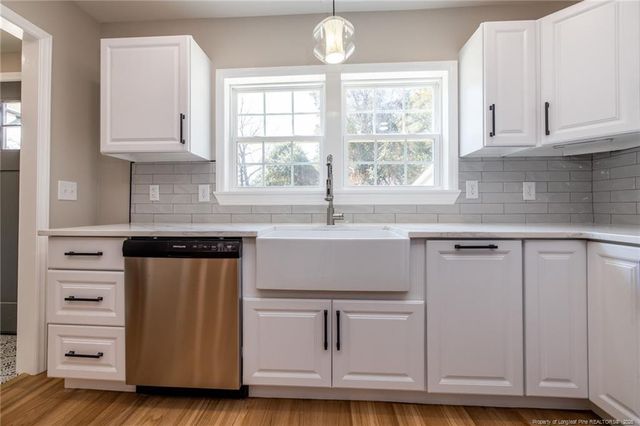 901 McKimmon Road, Fayetteville, NC 28303