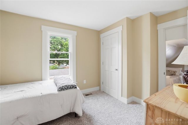 152 S McGee Street, Dayton, OH 45403
