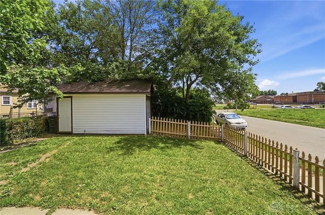 152 S McGee Street, Dayton, OH 45403