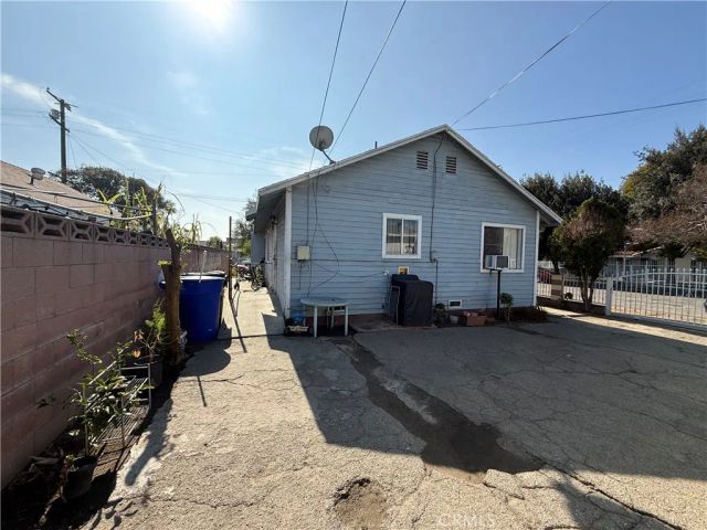 903 E 7th Street, Pomona, CA 91766