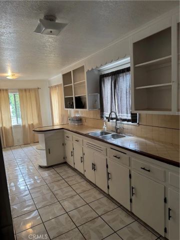 903 E 7th Street, Pomona, CA 91766