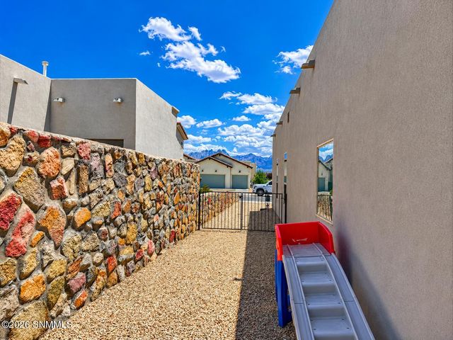 4169 Purple Sage Drive, Las Cruces, NM 88011