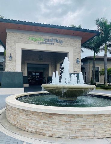 10407 NW 82nd St 5, Doral, FL 33178