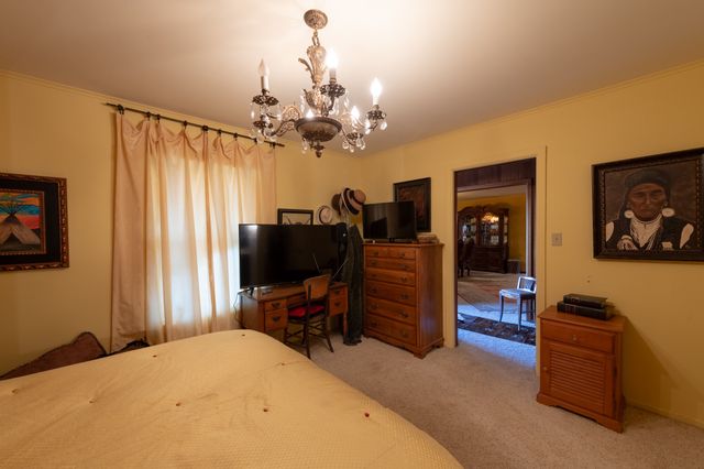 115 W Commerce, Henrietta, TX 76365