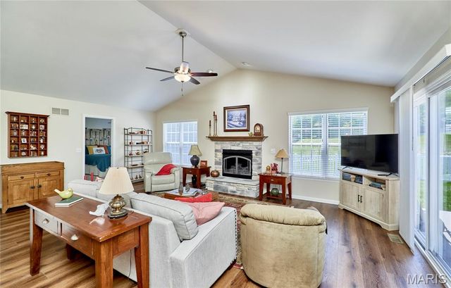 628 Trestle Way, Troy, MO 63379