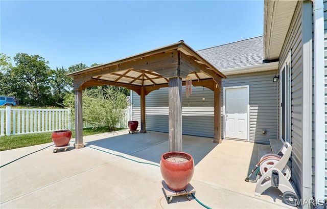 628 Trestle Way, Troy, MO 63379