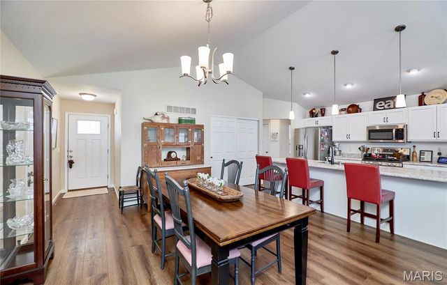 628 Trestle Way, Troy, MO 63379