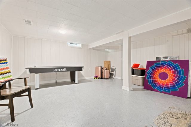 20468 Williamsburg Court 208C, Middleburg Heights, OH 44130