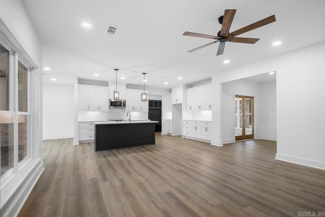 107 Sawgrass Drive, Haskell, AR 72015