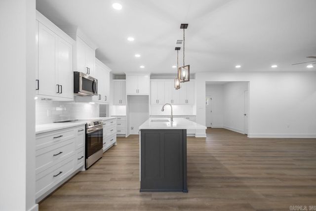 107 Sawgrass Drive, Haskell, AR 72015