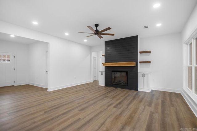 107 Sawgrass Drive, Haskell, AR 72015