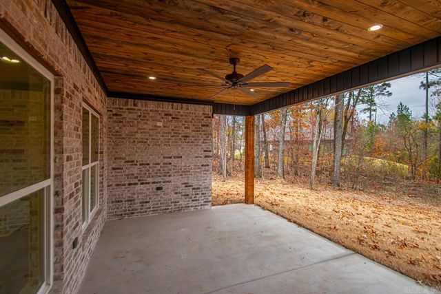 107 Sawgrass Drive, Haskell, AR 72015