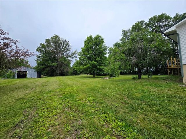 370 NW 131 Highway, Holden, MO 64040