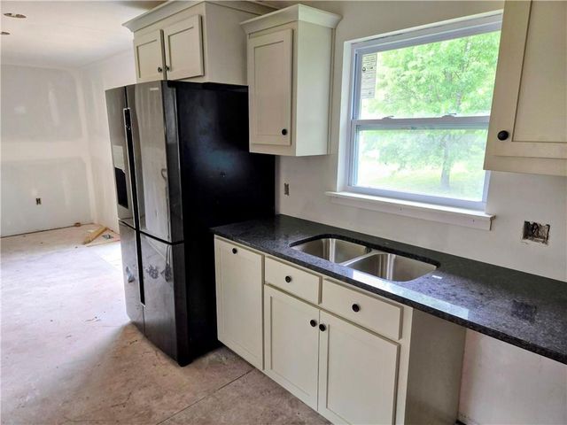 370 NW 131 Highway, Holden, MO 64040