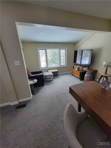 8700 East Patrol Road, Lysander, NY 13027