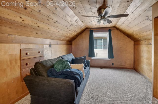 9709 Park Avenue, Allen Park, MI 48101