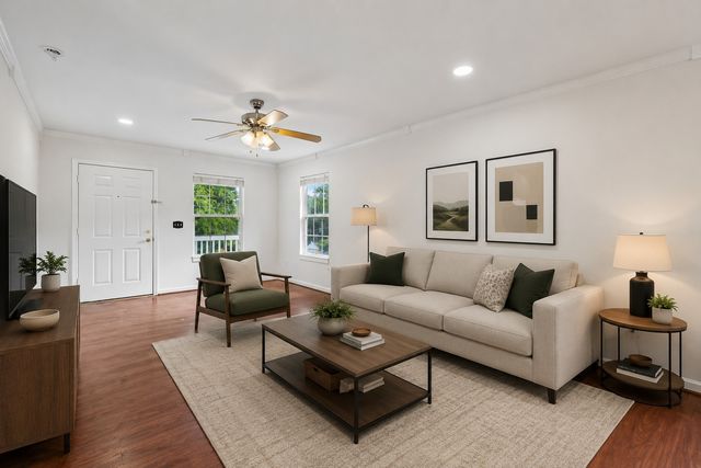 1802 Seminary St B, Nashville, TN 37207