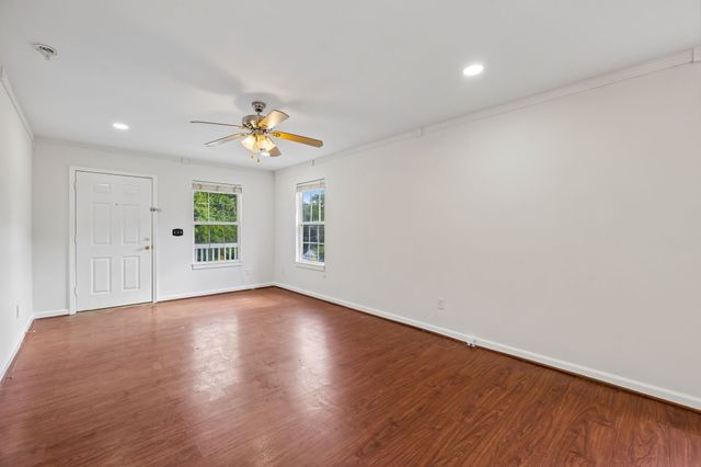 1802 Seminary St B, Nashville, TN 37207