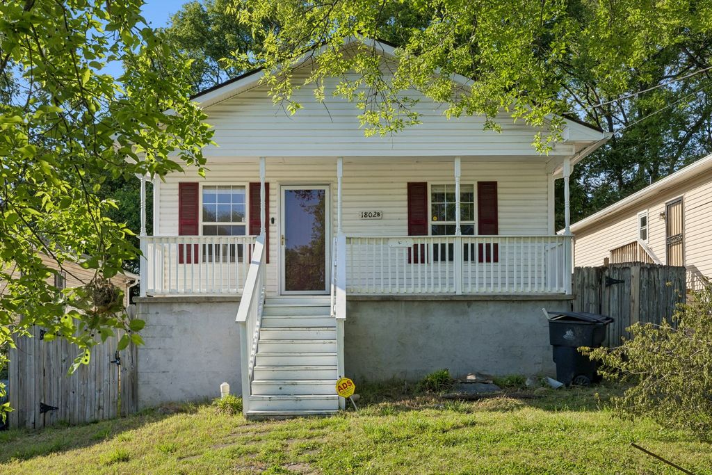 1802 Seminary St B, Nashville, TN 37207