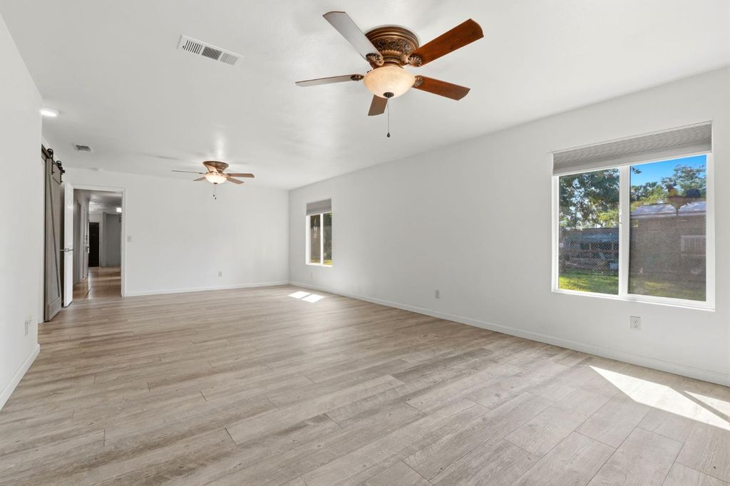 Image 43 of property listing at 24053 Road 212, Lindsay, CA 93247